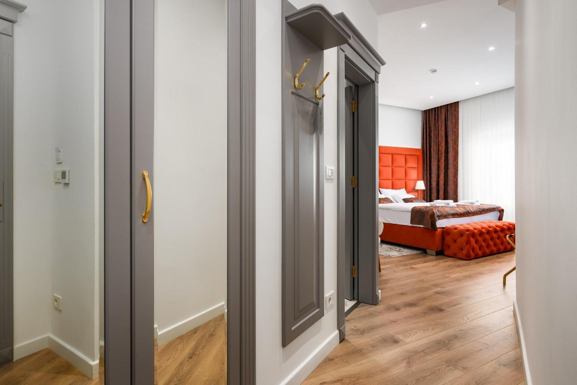 Boutique Golden Key - - Hotel 4*