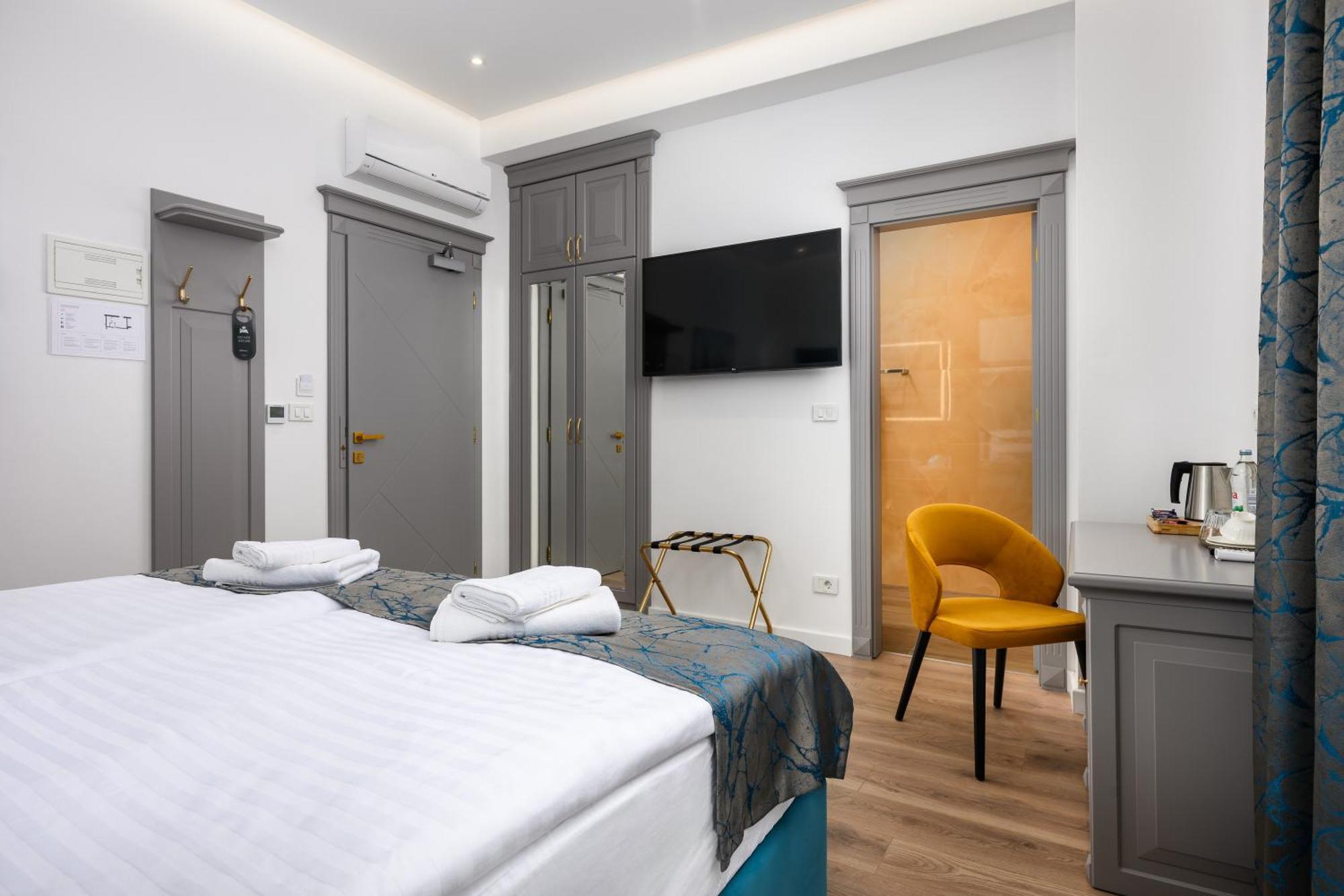 Boutique Golden Key - - 4*