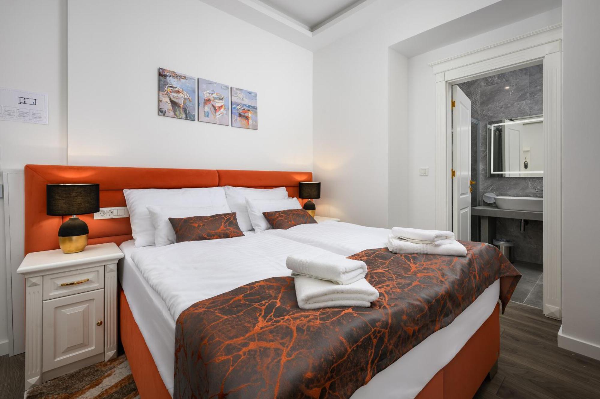 Boutique Golden Key - - 4*
